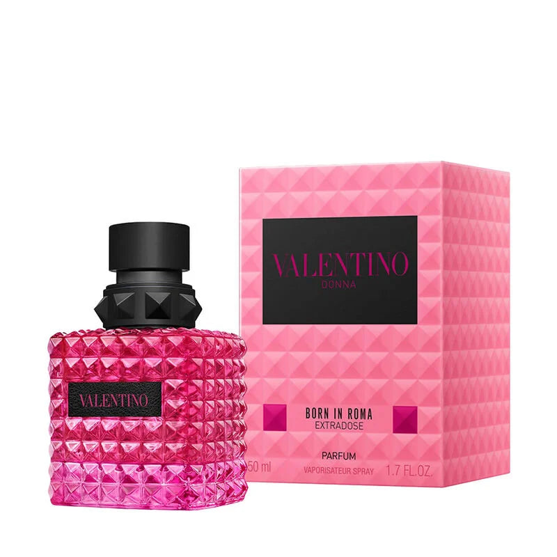 Valentino Bron In Roma Extradose woman